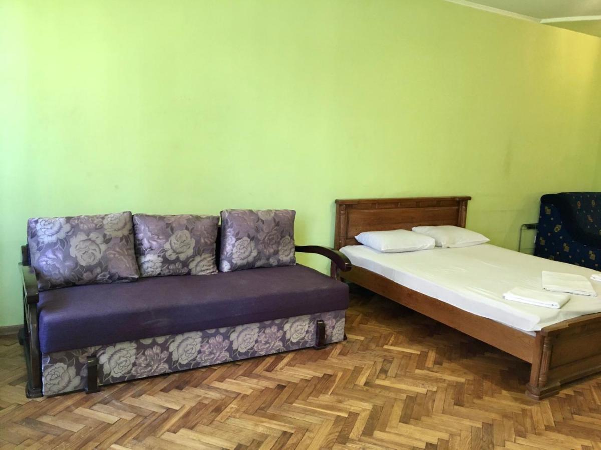 Svobody, Apartments Near The Opera ลวีฟ ภายนอก รูปภาพ